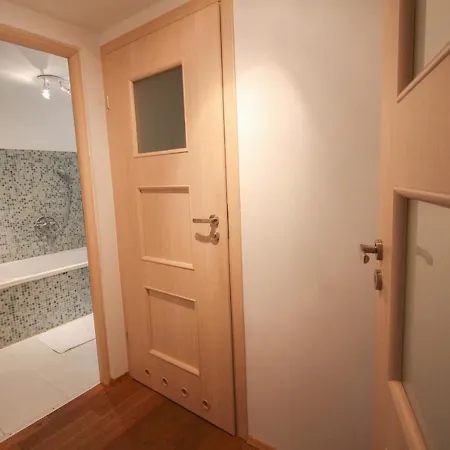 Grand Place - Nice 100m2 - 3 Bedrooms アパート