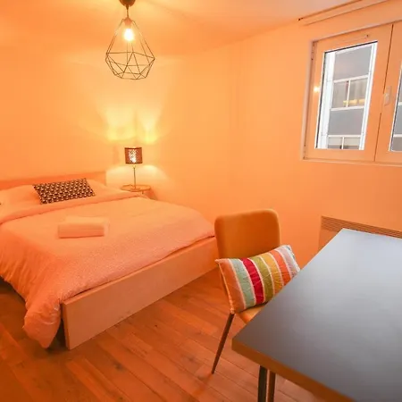 Grand Place - Nice 100m2 - 3 Bedrooms *